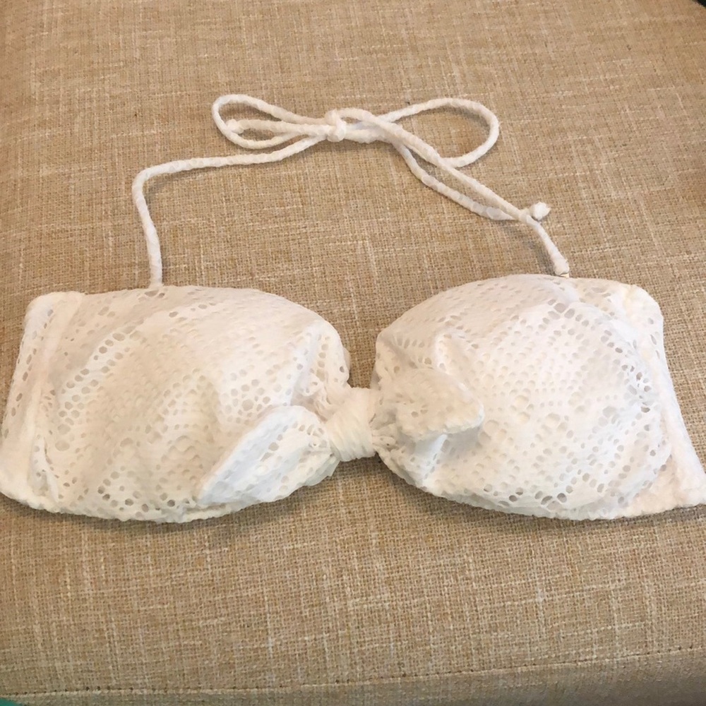 Victoria’s Secret bikini top